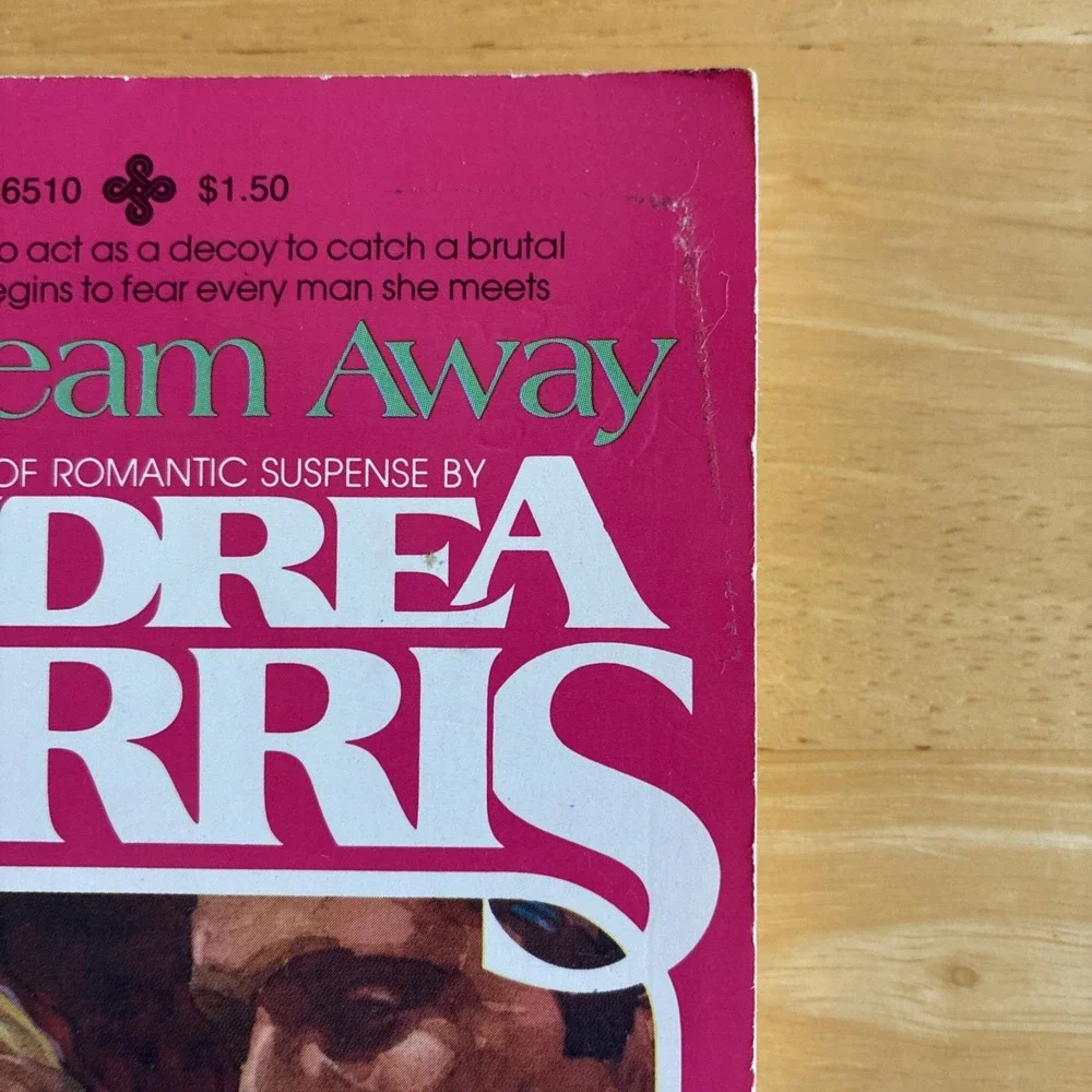 VTG 70s Romantic Suspense A Scream Away by Andrea Harris